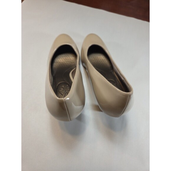 LifeStride Parigi Pumps Lot 2 Womens 9.5M Black Nude Patent Heels Career Bundle - Picture 4 of 13
